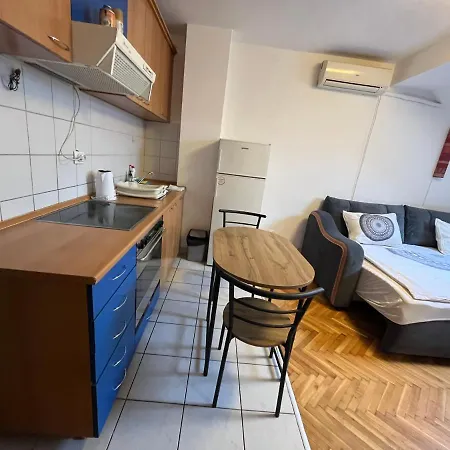 Studio In The Centre Of Novi Sad Apartment Exterior photo
