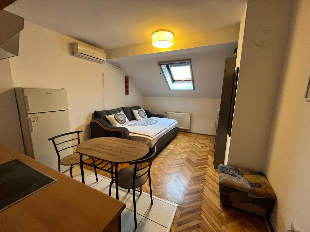 Apartment Studio In The Centre Of *